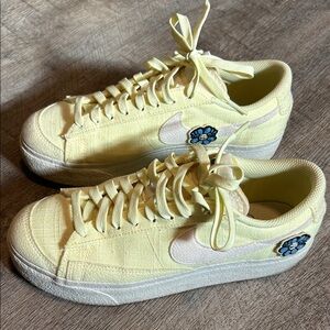 Nike Light Yellow Sneakers with Blue Floral Accent